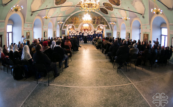В московском Высоко-Петровском монастыре города Москвы состоялся праздничный прием по случаю 385-летия Православия в Якутии