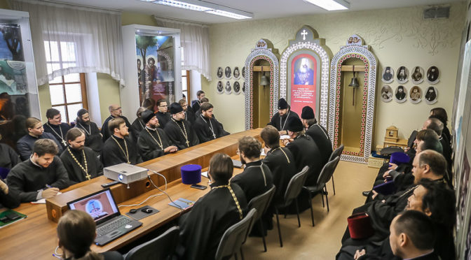 В Якутской духовной семинарии открылись курсы повышения квалификации священнослужителей